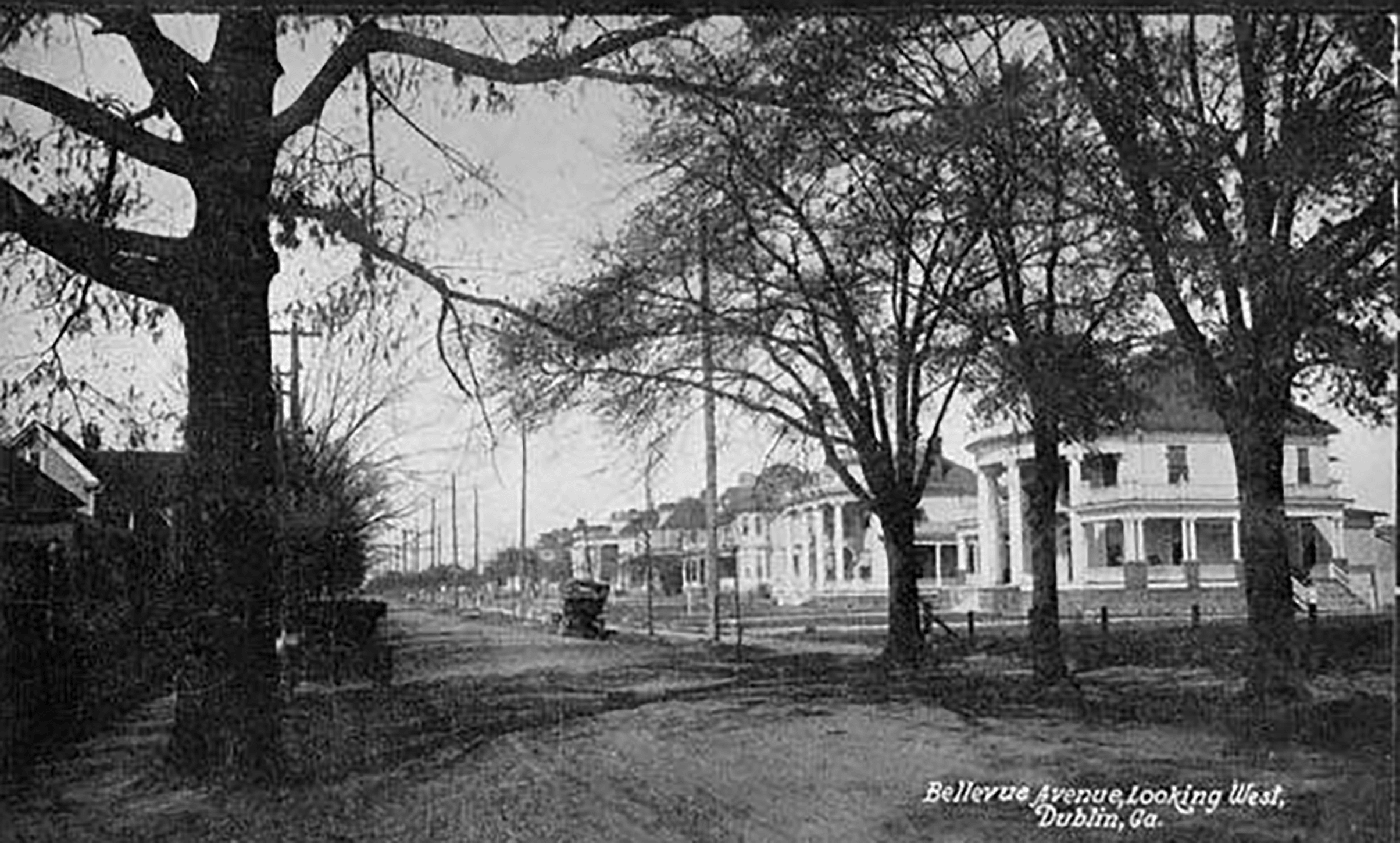Dublin 1910 Bellevue Avenue looking west  at this time the street was unpaved